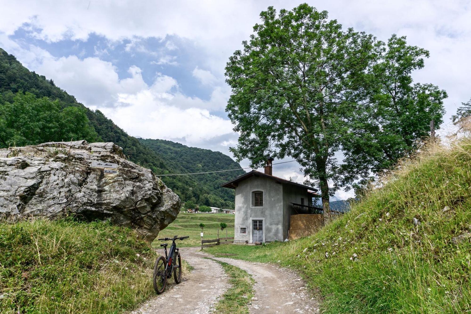 The River Nest Lasnigo Exterior foto